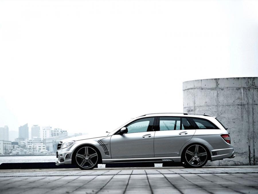  Mercedes-Benz C-Class Estate by Wald 2009 года  (фото 3 из 3)